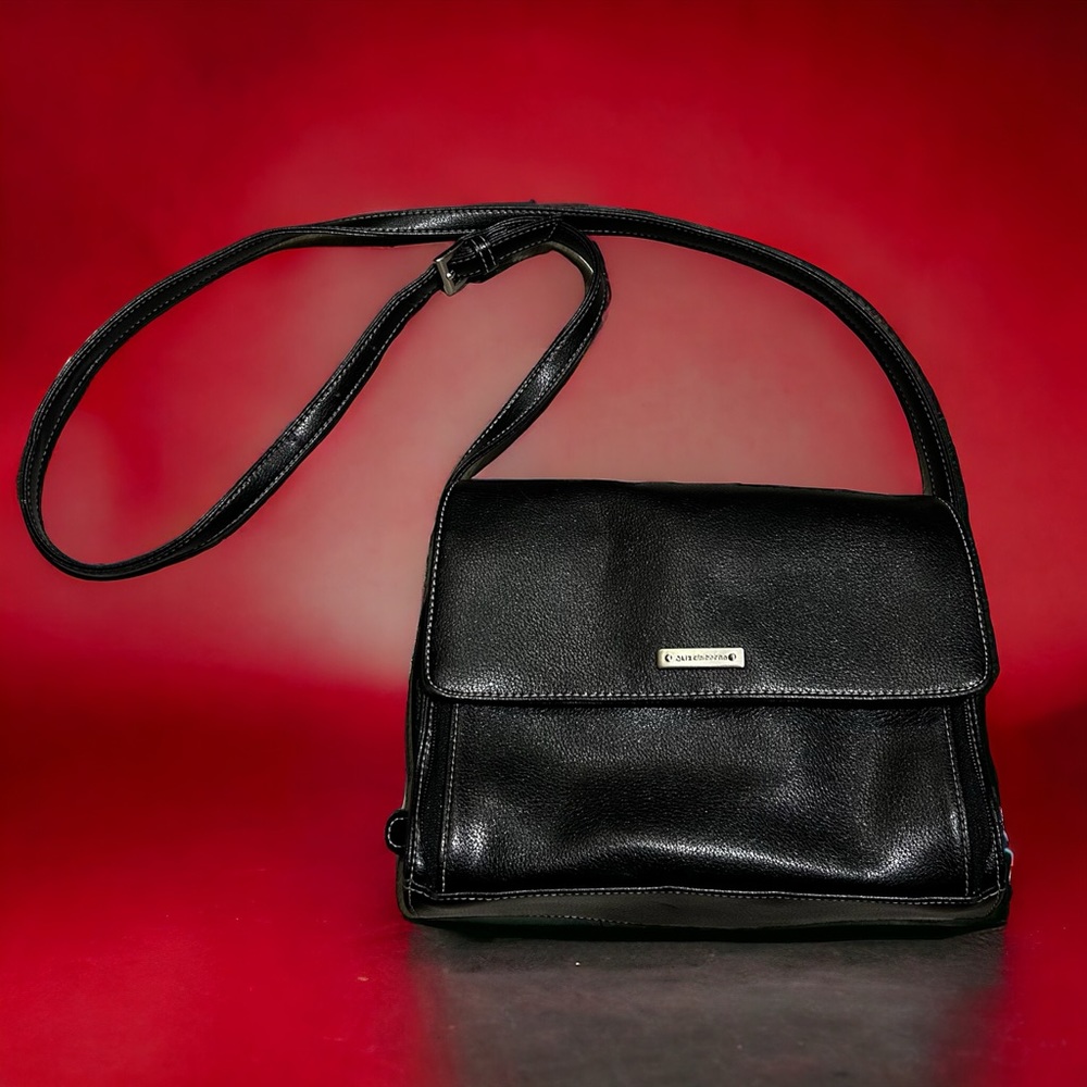 Liz Claiborne black adjustable cross body bag